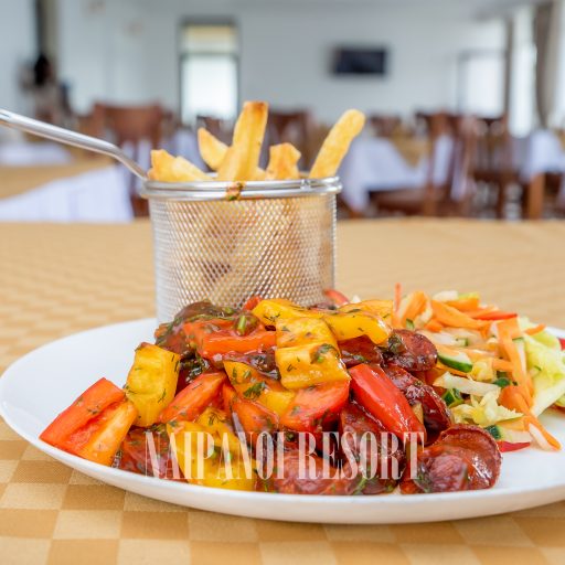 Naipanoi Resort restaurant and dining in Naivasha